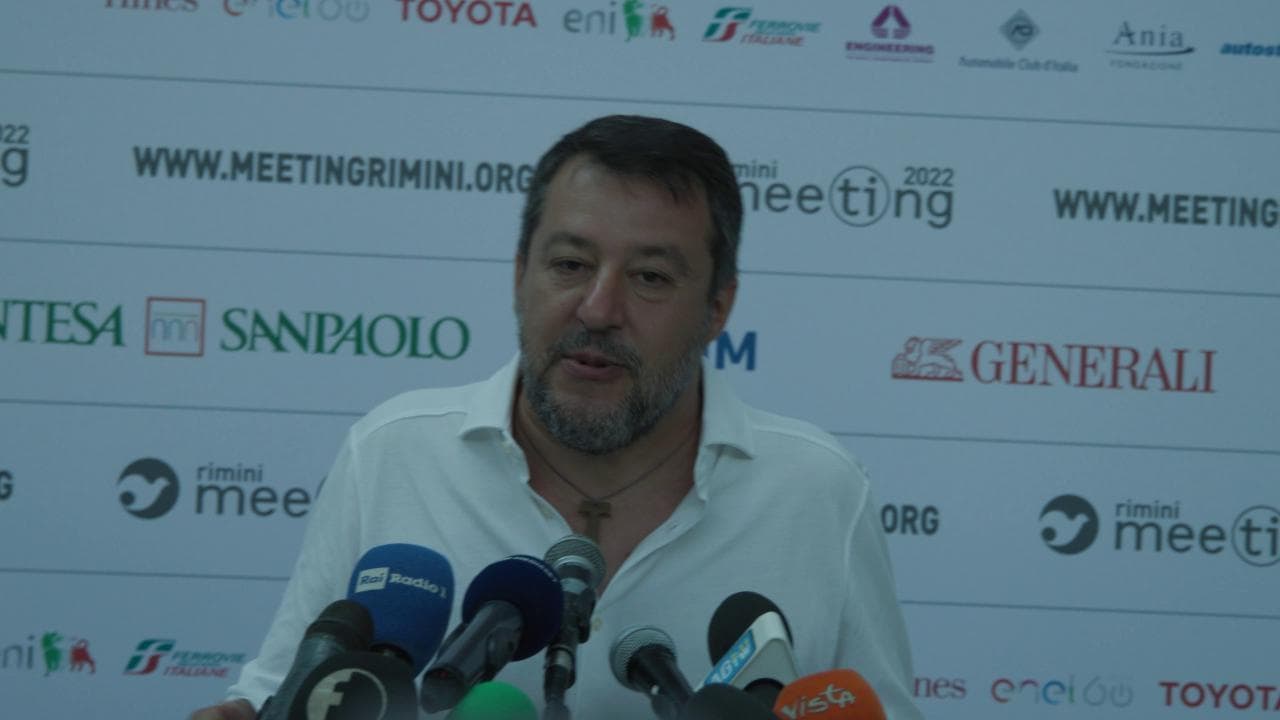 Salvini su sanzioni alla Russia: "Non vorrei che stessero alimentando la guerra, invece che fermarla"