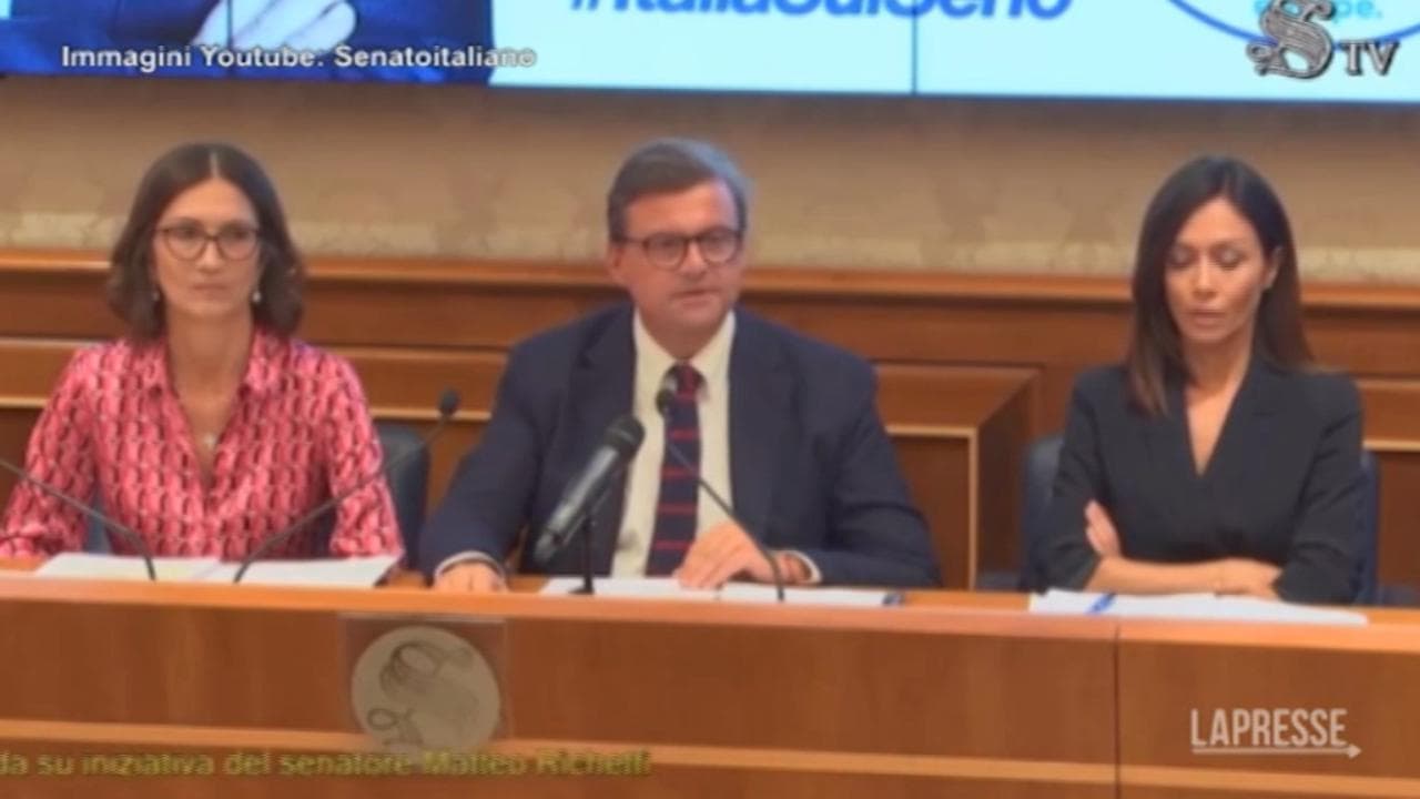 Elezioni, Calenda: "Nessuna delle coalizioni di destra e sinistra sarà in grado di governare"