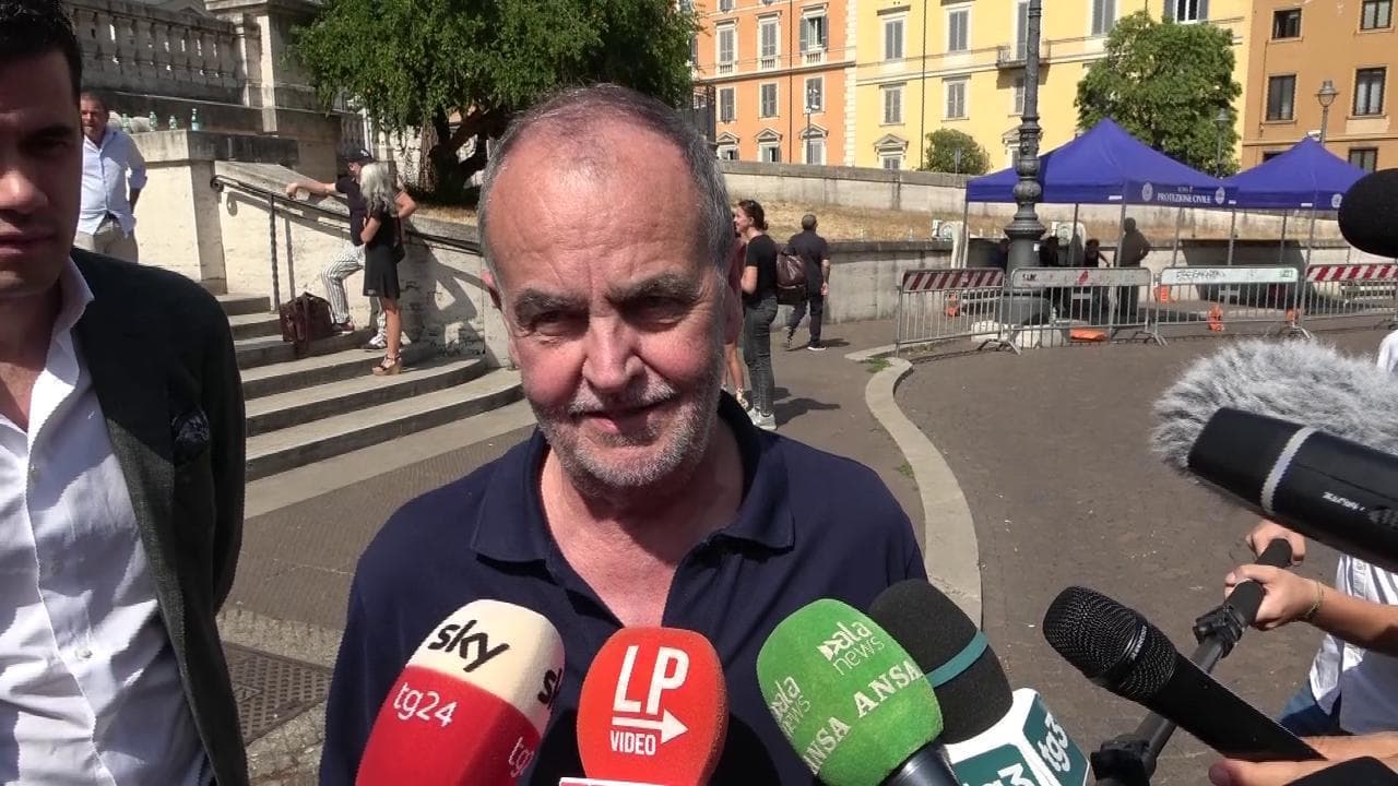 Calderoli su Berlusconi: "Dimissioni Mattarella? Con taglio parlamentari, non abbiamo sciolto le camere"