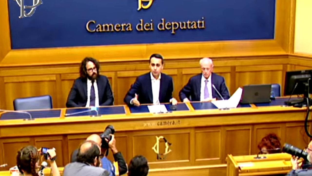 Elezioni, Di Maio: "M5S? La strategia di Conte è di eleggere Conte"