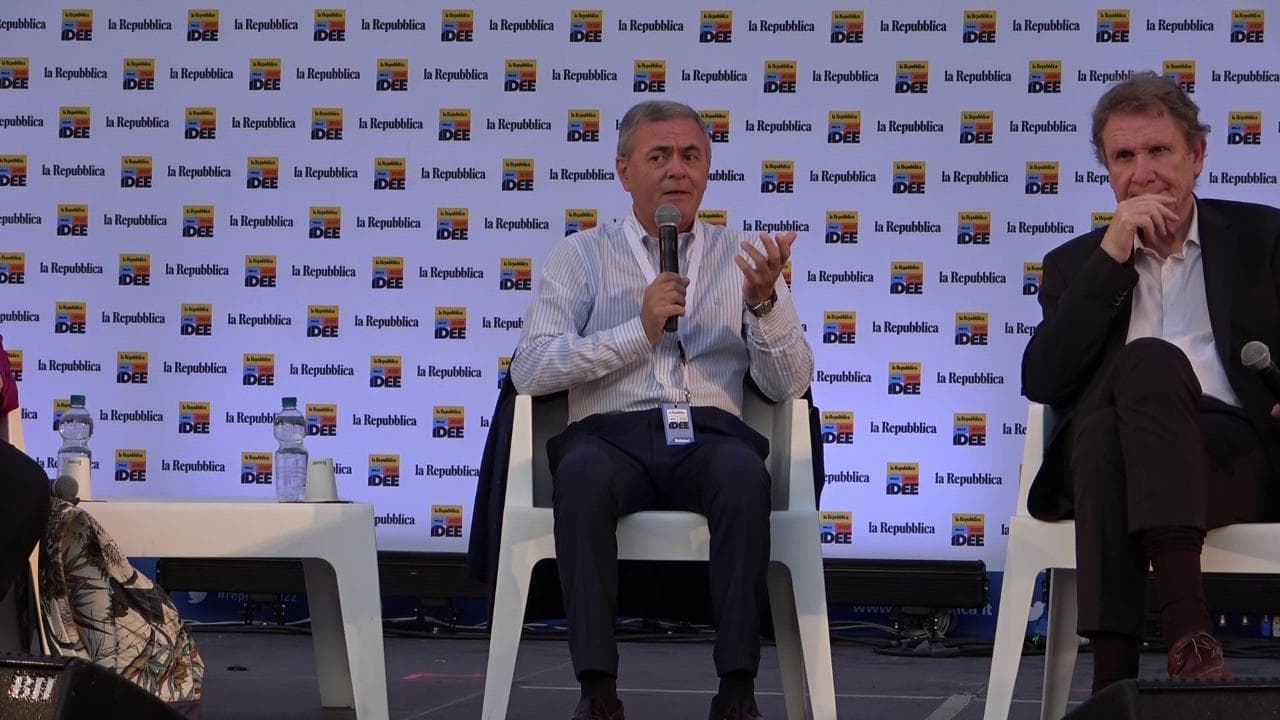 RepIdee 2022, Ezio Mauro: "Salvini ha sbagliato a farsi pagare l'aereo da Mosca, avrebbe dovuto prendere il treno"