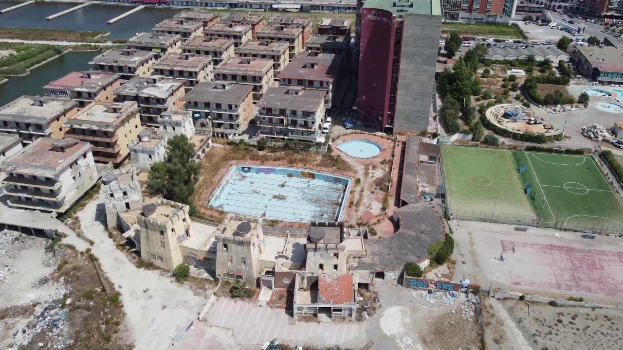 Castel Volturno: inferno e paradiso