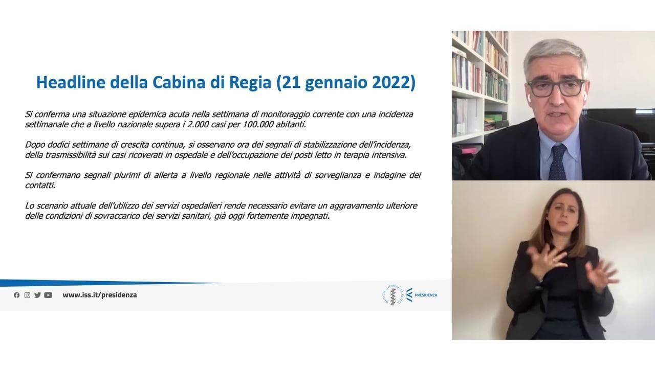 Covid, Brusaferro: "Primi segnali di stabilizzazione dopo 12 settimane di crescita della curva"