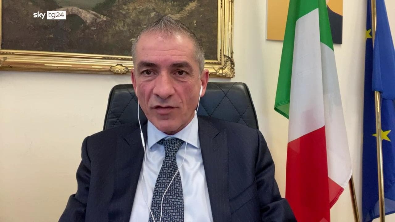 Covid, Costa: "Tenere in classe tutti i bambini vaccinati"