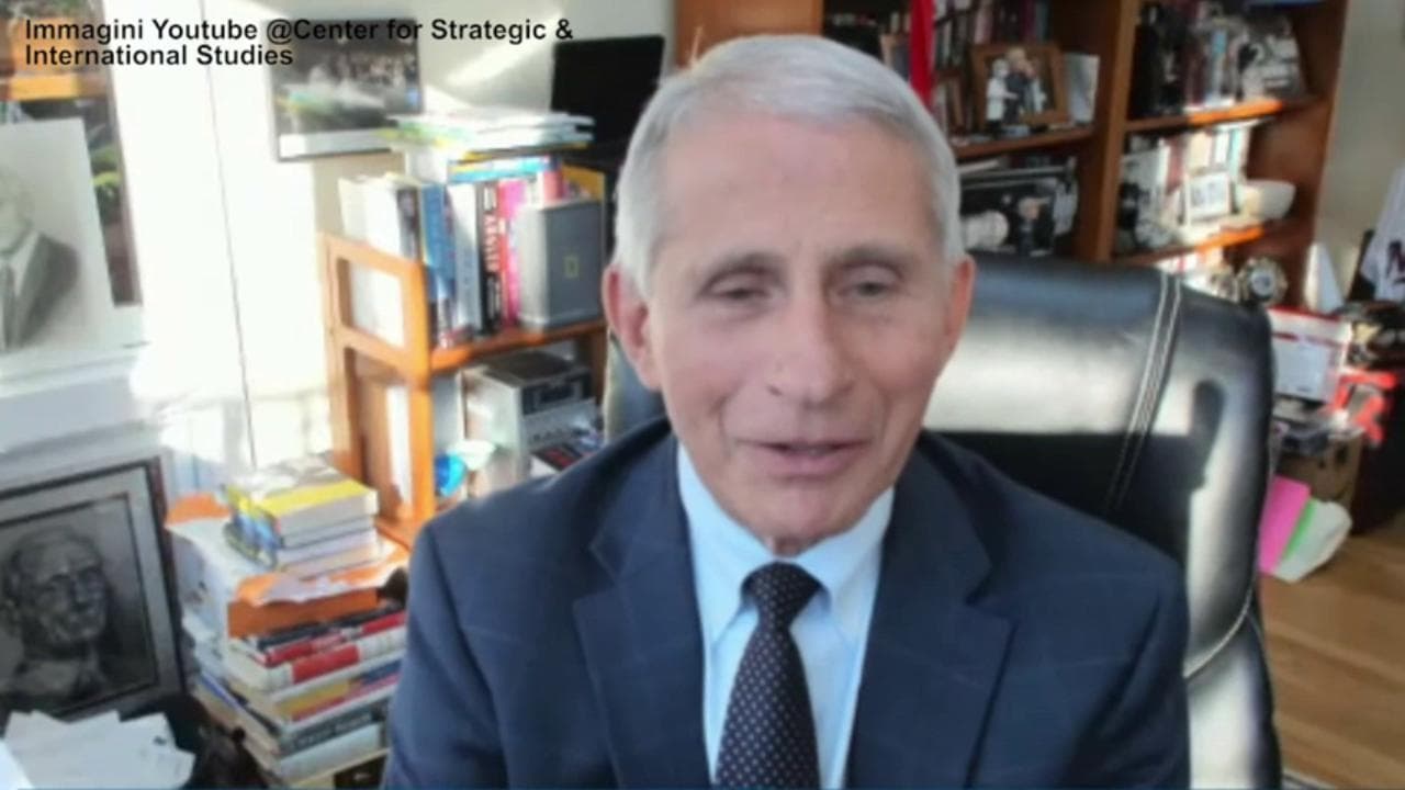 Covid, Fauci: "Alla fine la variante Omicron troverà tutti"