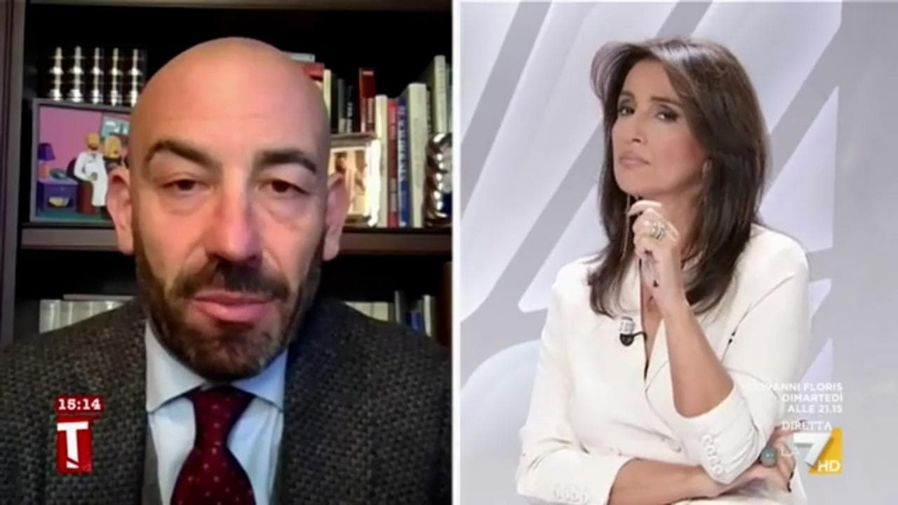 No Vax, Bassetti: "Ci vorrebbe obbligo vaccinale con i carabinieri che vanno a prenderli a casa"