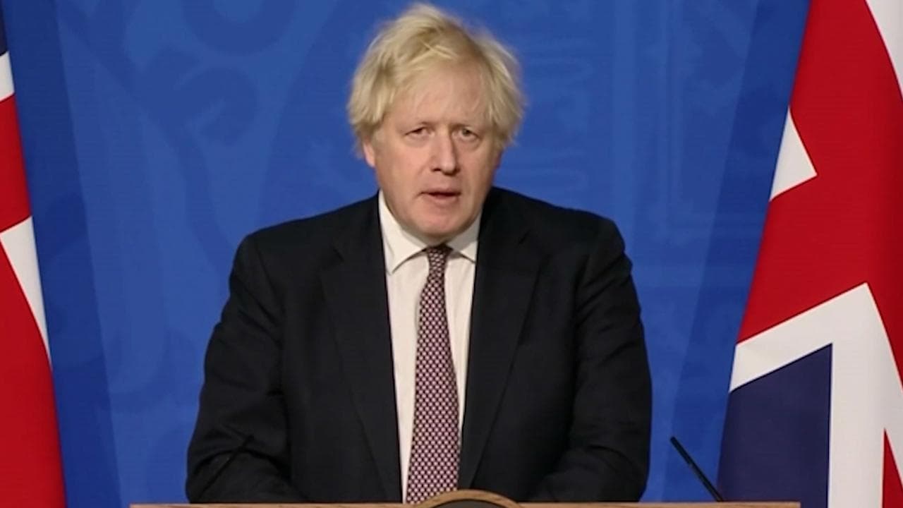 Covid, Johnson: "Tampone molecolare e autoisolamento per chiunque entri nel Regno Unito"