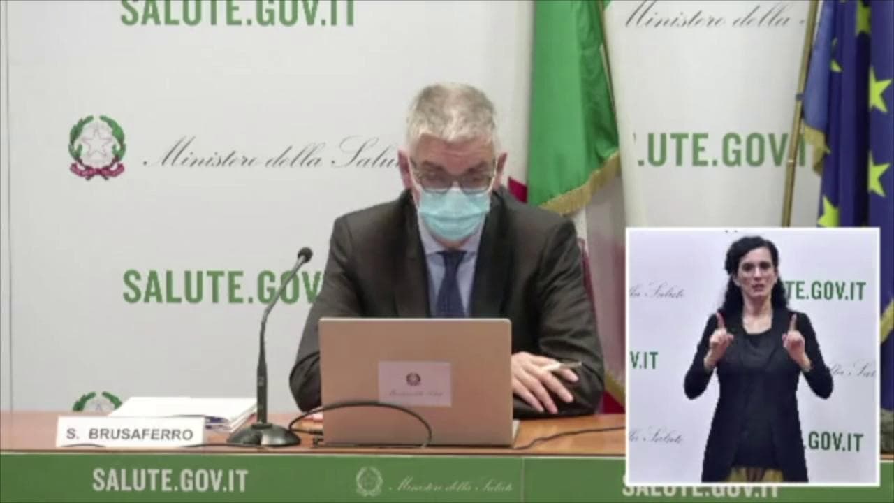 Covid, Brusaferro: "In Italia situazione sotto controllo ma serve prudenza"