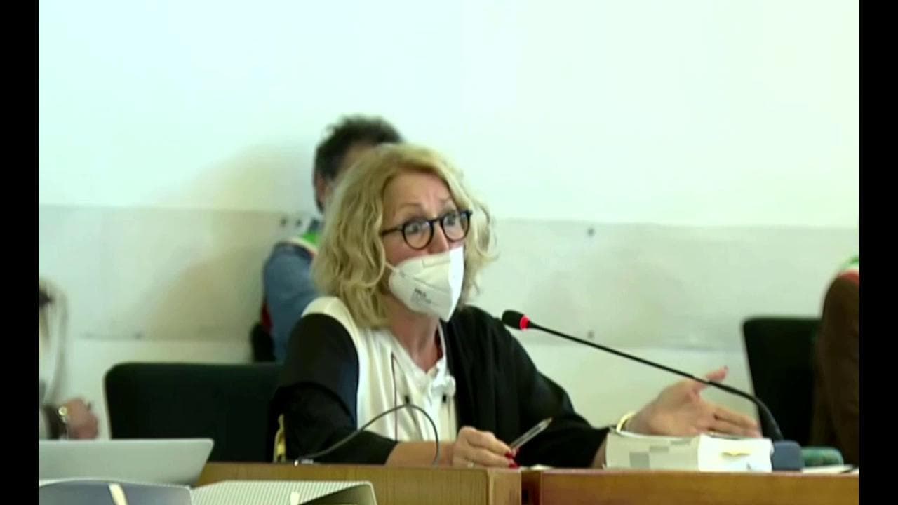 Caso Regeni, il processo contro gli ufficiali egiziani: la prima udienza  - Parte 3