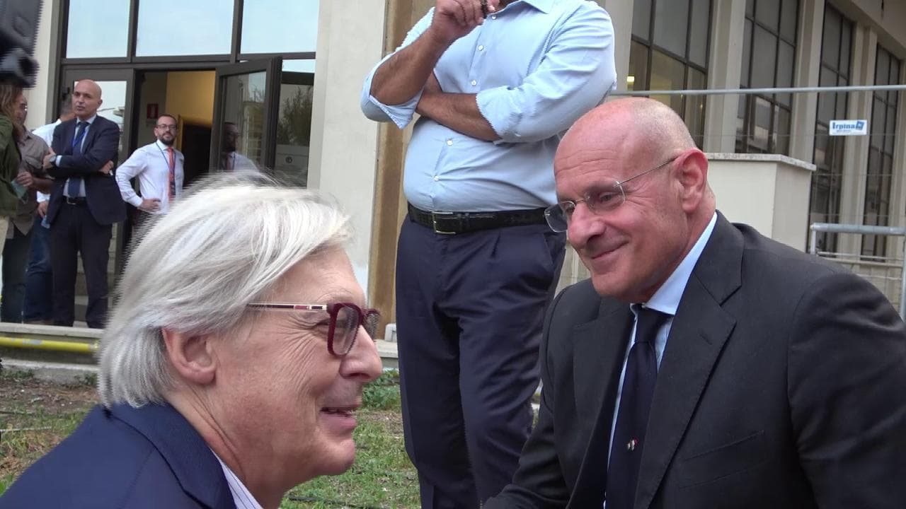 Comunali Roma, Sgarbi a Rampelli (Fdi): "Se ti fossi candidato tu avremmo vinto; e a Milano perché non candidare Feltri?