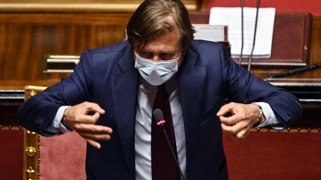 Coronavirus, Sileri: "Il vaccino salva vite, punto. La politica non discuta sulla scienza"