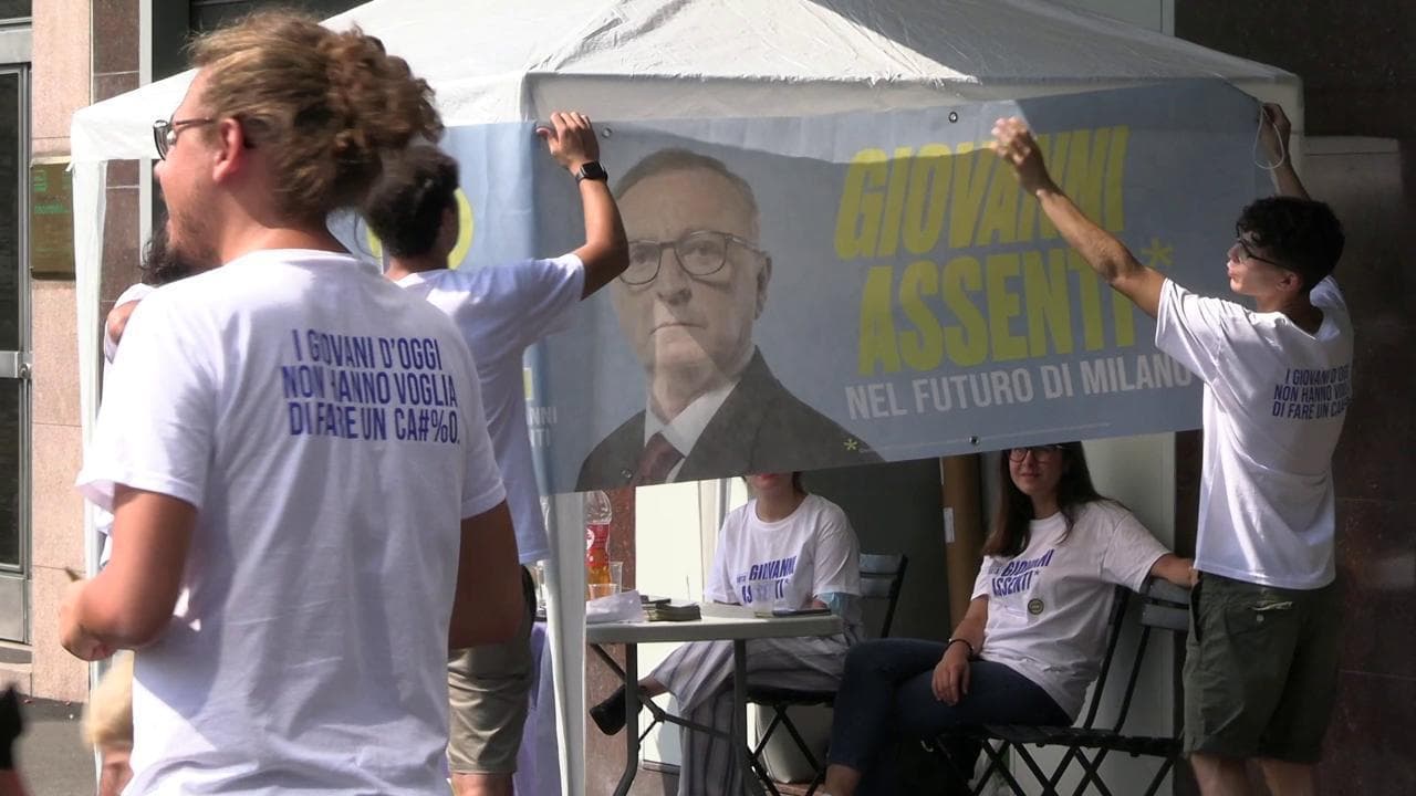 Milano, la provocazione del movimento Visionary: “Vota Giovanni Assenti”. Ma il candidato non esiste