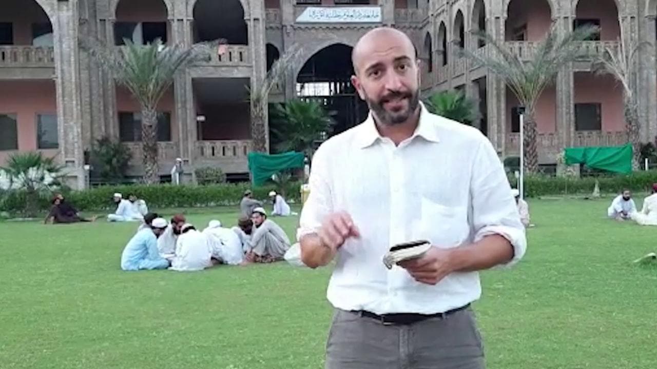 Peshawar, nella scuola dei leader talebani. Tonacci: "5mila studenti, qui è cresciuto il mullah Omar"