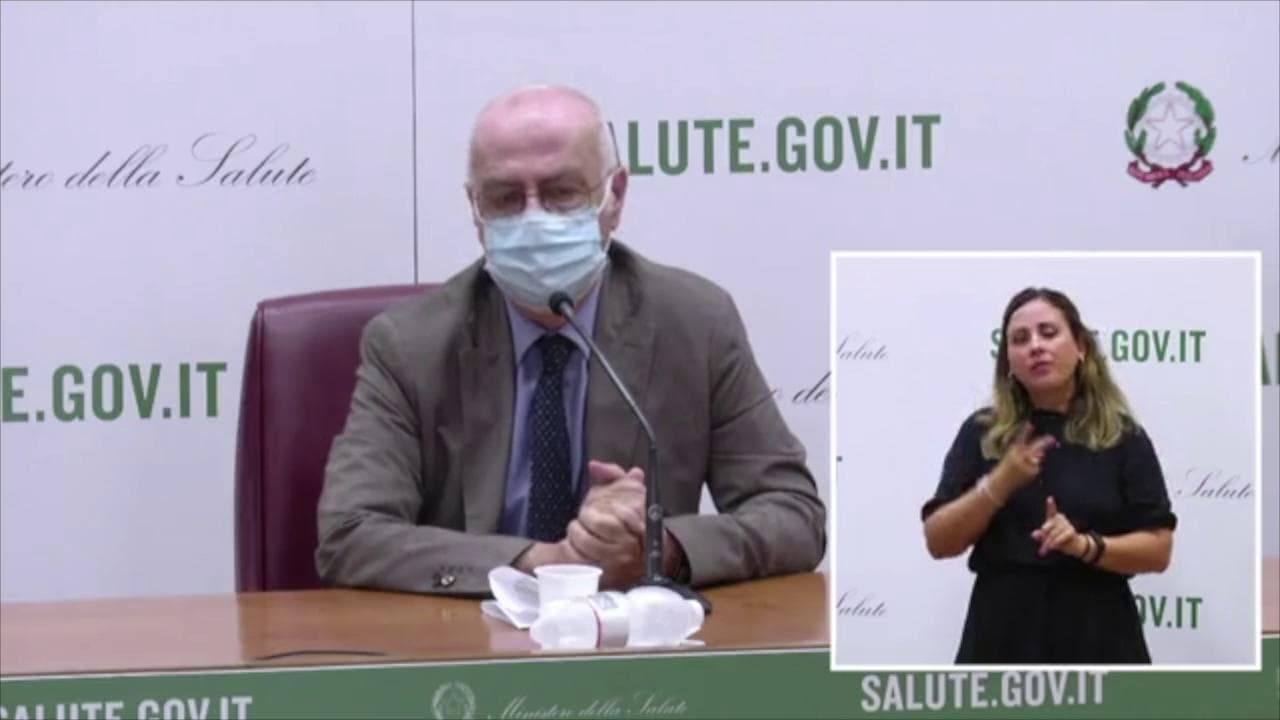 Covid, Rezza: "Con Green Pass possibile vivere un' estate quasi normale"