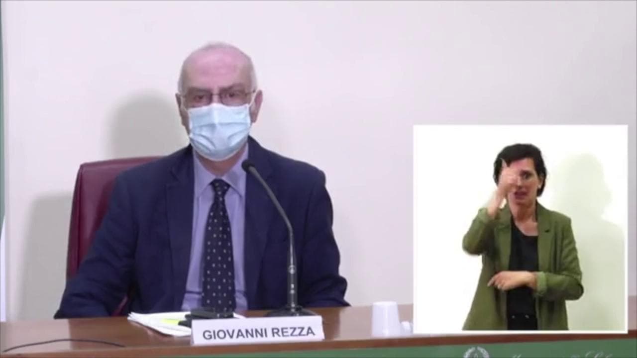 Vaccini, Rezza: "Variante Delta dominante. Doveroso per over 50 immunizzarsi"