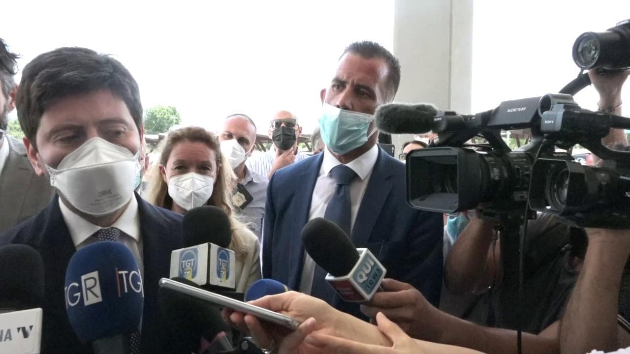 Covid, Speranza: "Soddisfatto del lavoro fatto in Toscana"