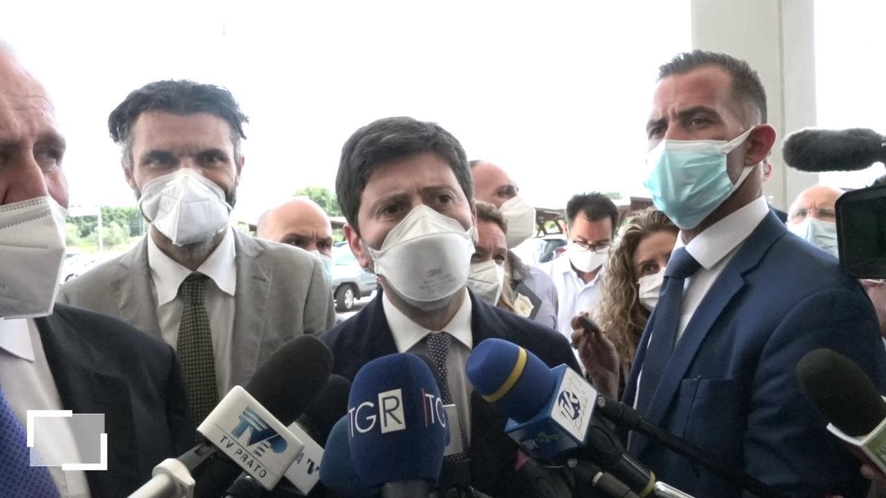 Coronavirus, Speranza: "13,7 milioni di persone hanno scaricato il green pass, funziona"