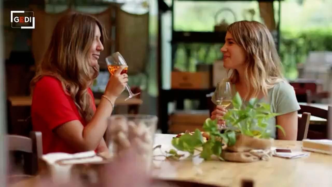 Coprifuoco, piscine al chiuso e matrimoni: cosa cambia dal 1° giugno. Il calendario delle riaperture