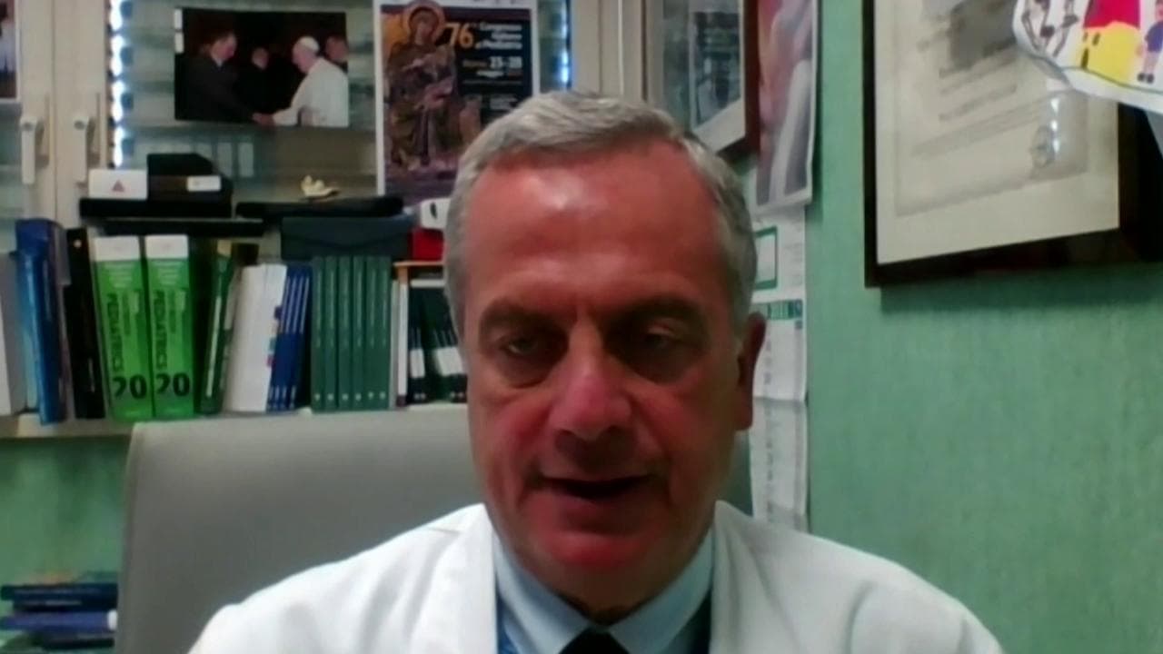 Coronavirus, vaccino ai giovanissimi: il pediatra Villani spiega perché è importante farlo - la Repubblica