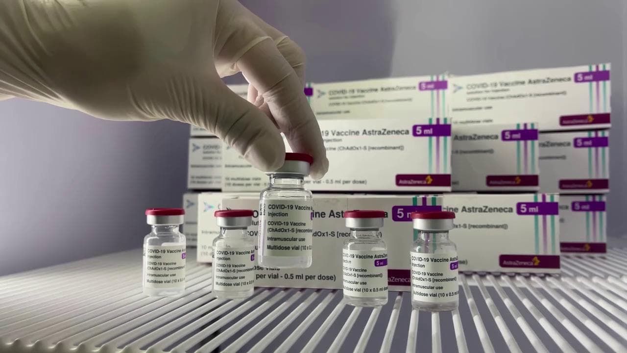 Coronavirus, l'esperto: "Vi spiego perché i furbetti dei vaccini non rischiano sanzioni"