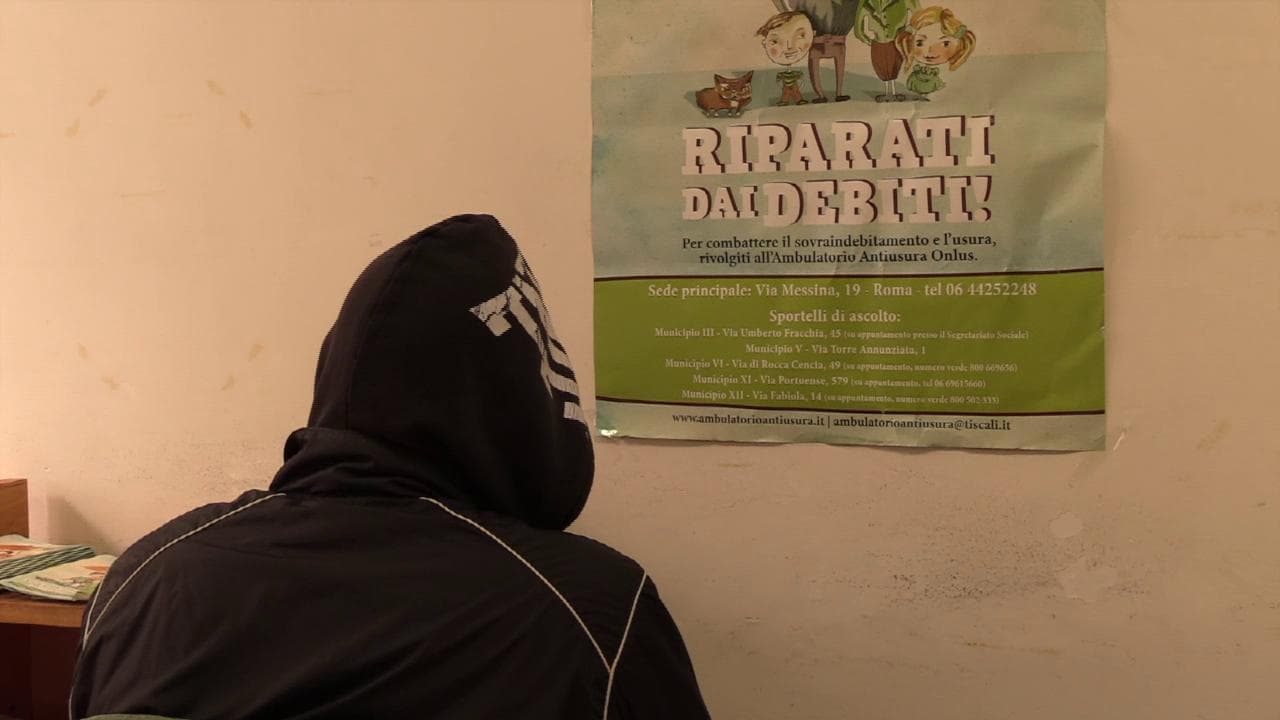Usura, proprietario di palestra vittima dei suoi allievi: "Per la malavita è meglio della droga"
