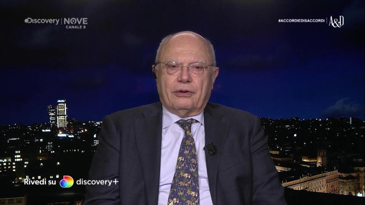 Accordi&Disaccordi, Massimo Galli: "Sputnik è un vaccino potenzialmente molto utile ma mancano i dati"