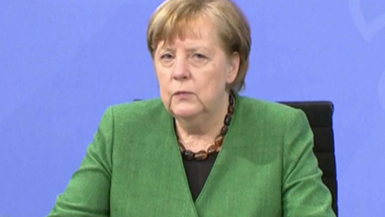 Covid, Merkel: "Abbiamo una nuova pandemia, la variante inglese ha preso il sopravvento"