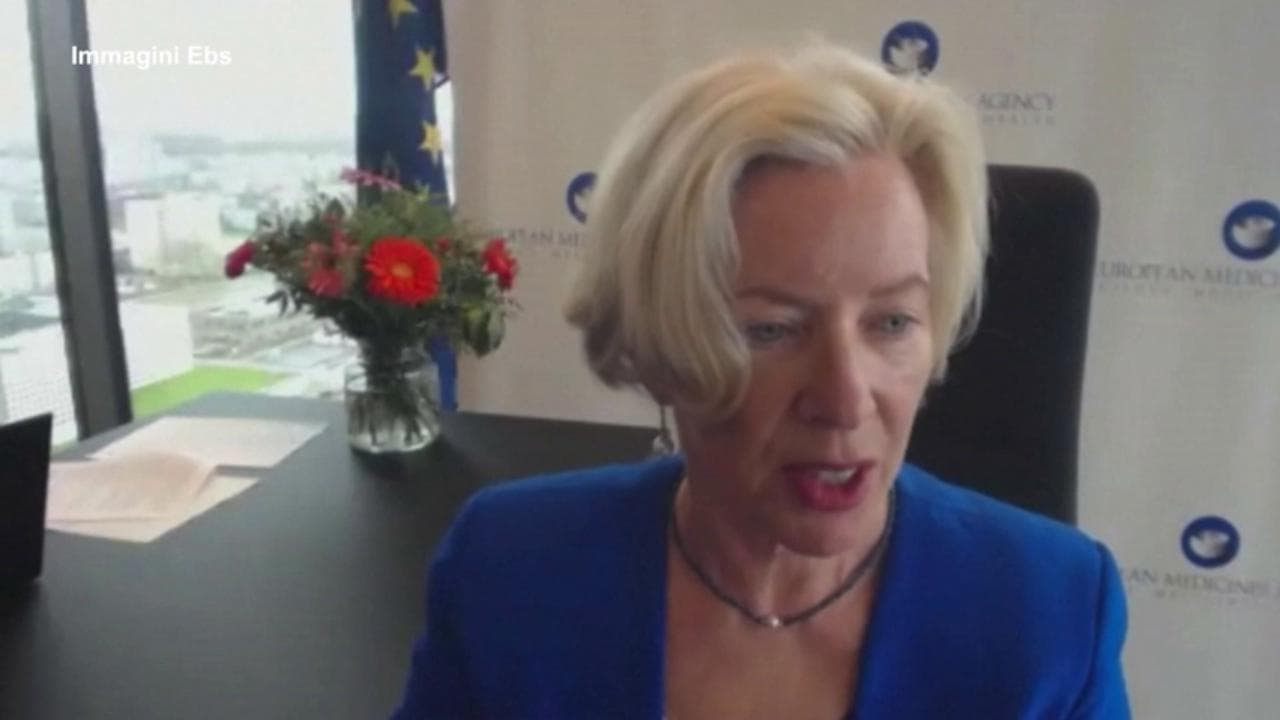 AstraZeneca, Cooke (Ema): "Inevitabili rari episodi gravi quando si vaccinano milioni di persone"