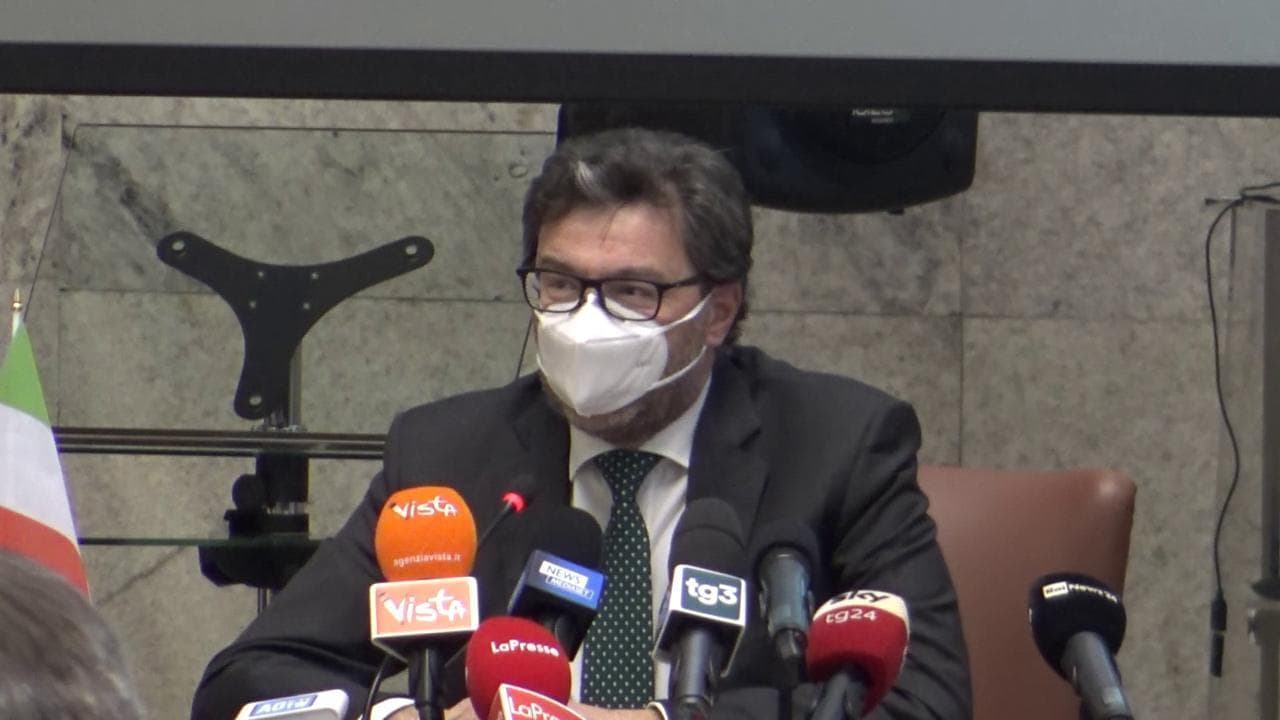 Coronavirus, Thierry Breton: "Entro fine estate tutti i cittadini Ue saranno vaccinati"