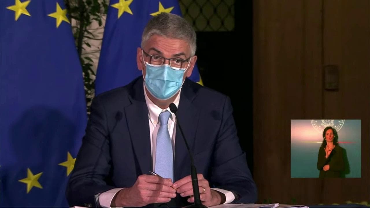 Coronavirus, Brusaferro (Iss): "Variante inglese ormai dominante in Italia al 54 per cento"