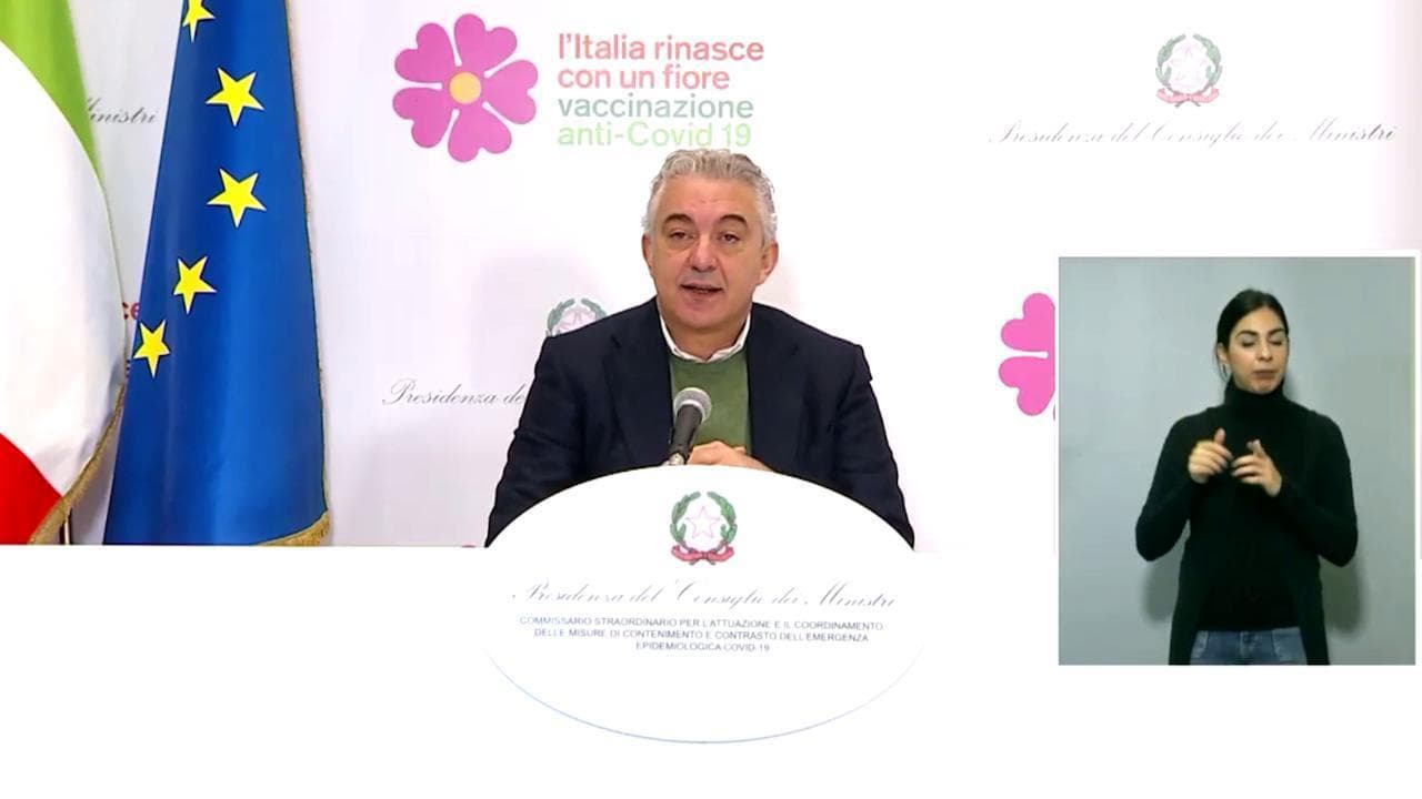 Vaccini, Arcuri: "Moderna ha annunciato una riduzione del 20% delle dosi"
