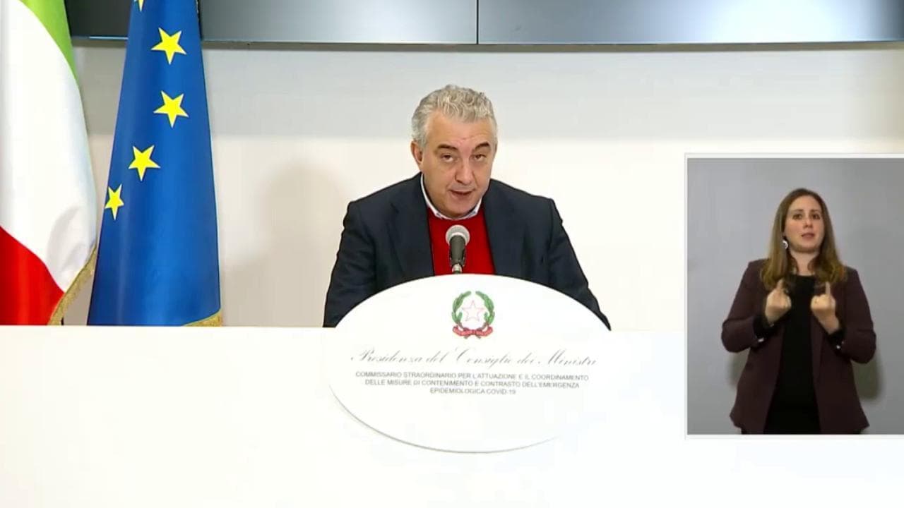 Coronavirus, Arcuri: "A causa dei ritardi, siamo passati da 80mila vaccini al giorno a 28mila"