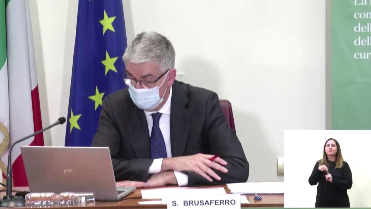 Coronavirus in Italia, Brusaferro: "RT aumentato, ma si vedono i frutti delle misure adottate"