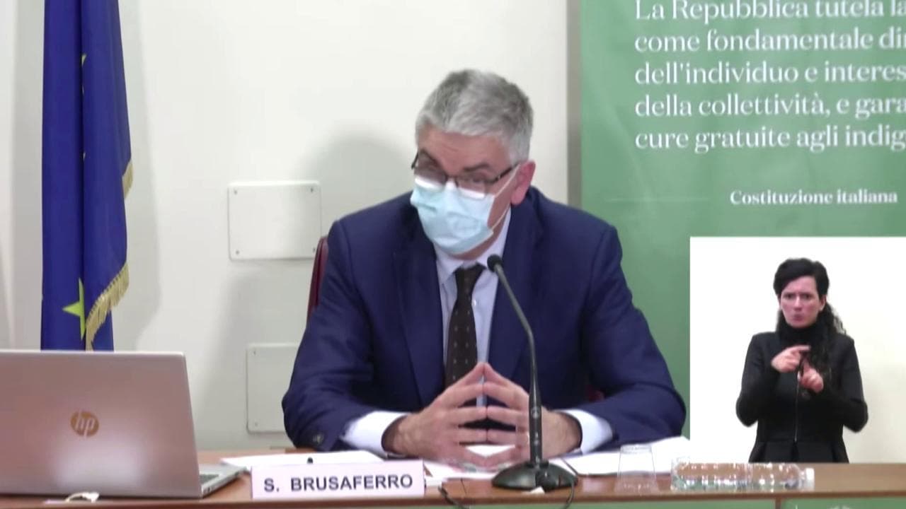 Coronavirus, Brusaferro: "La riapertura delle scuole è una priorità"