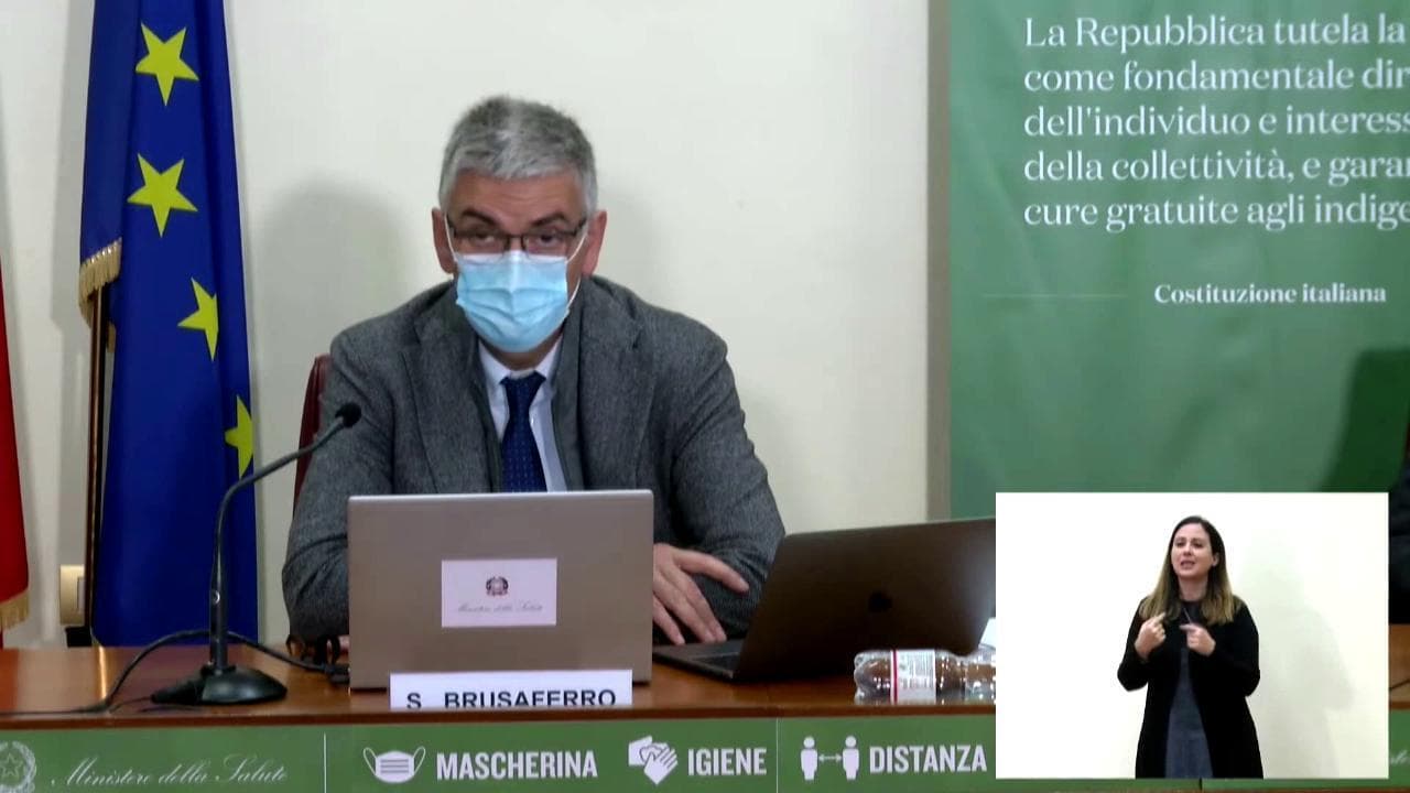 Coronavirus, Brusaferro (Iss): "Incidenza ancora elevata, non allentare regole su spostamenti"