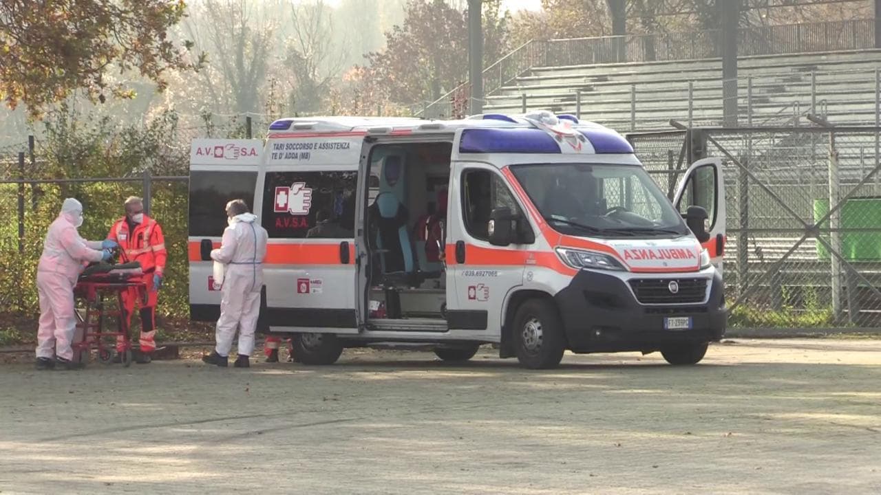Covid, le emozioni dei medici in prima linea: "Dopo 40 anni di lavoro sono emerse le mie fragilità"