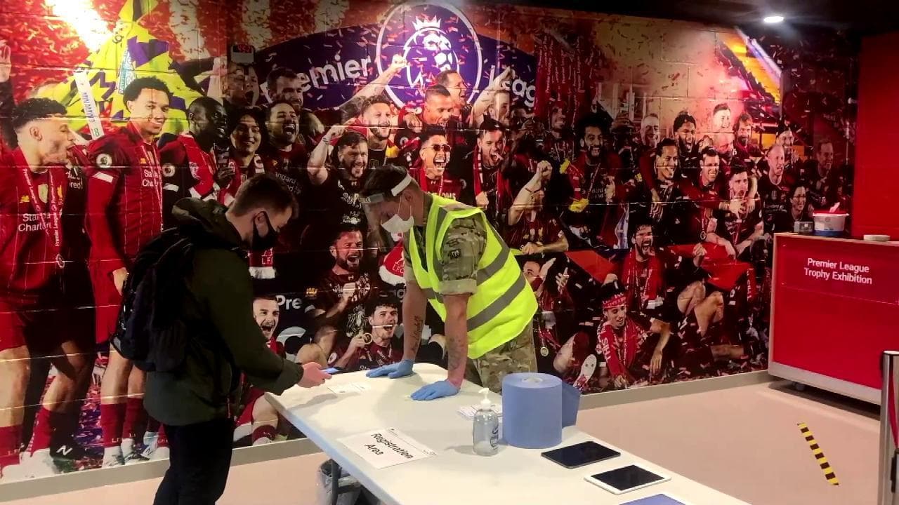 Coronavirus, anche il Liverpool contro la pandemia: allo stadio Anfield si fanno i tamponi di massa