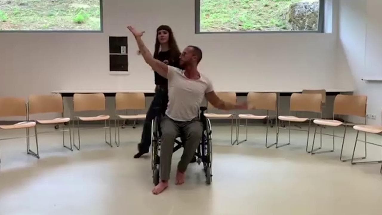 "La danza è la mia cura contro la sclerosi multipla, non lasciatemi senza": l'appello di Ivan Cottini contro la chiusura delle palestre