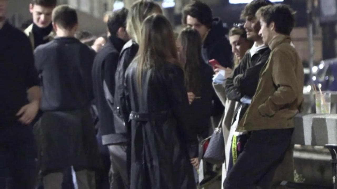 Coronavirus, Milano: durante la movida dimenticate mascherine e norme anti contagio