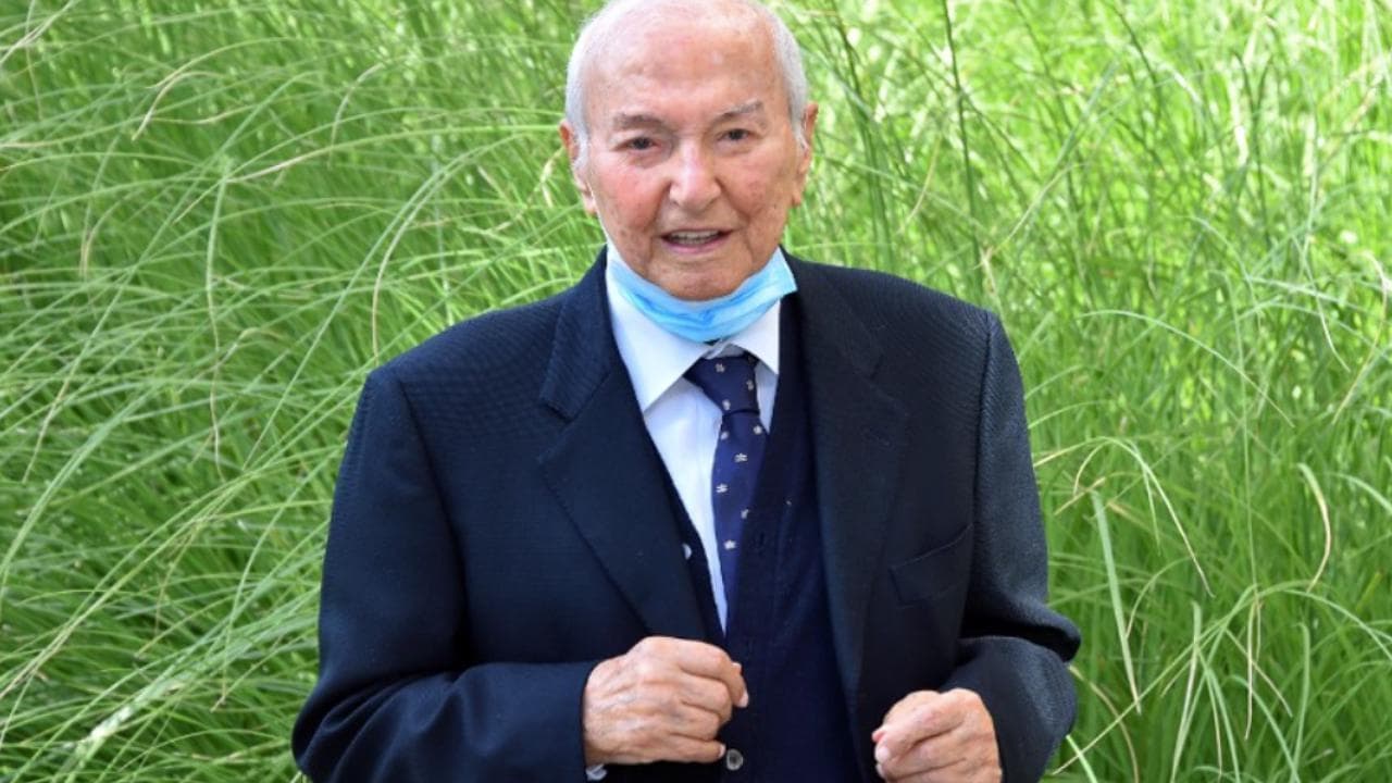 "Esercito in strada per far rispettare le regole anti-Covid": l'appello di Piero Angela scatena i social