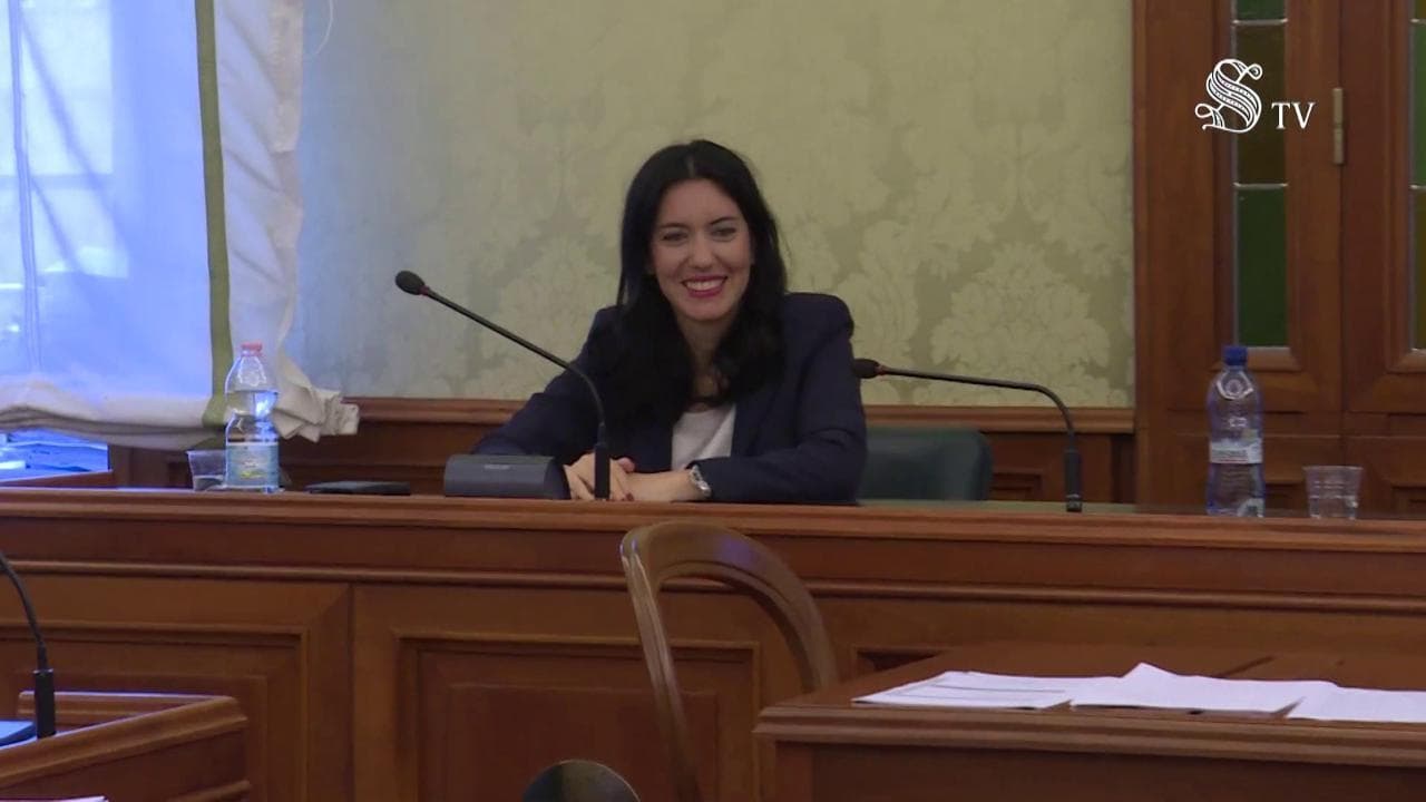 Coronavirus, Azzolina: "A scuola il rischio zero non esiste, fondamentale il senso di responsabilità"