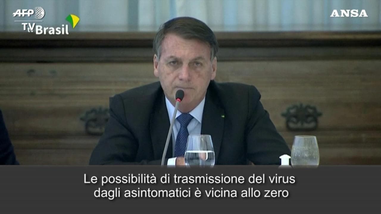 Coronavirus, Bolsonaro: "Le misure di contenimento possono causare più danni della pandemia"