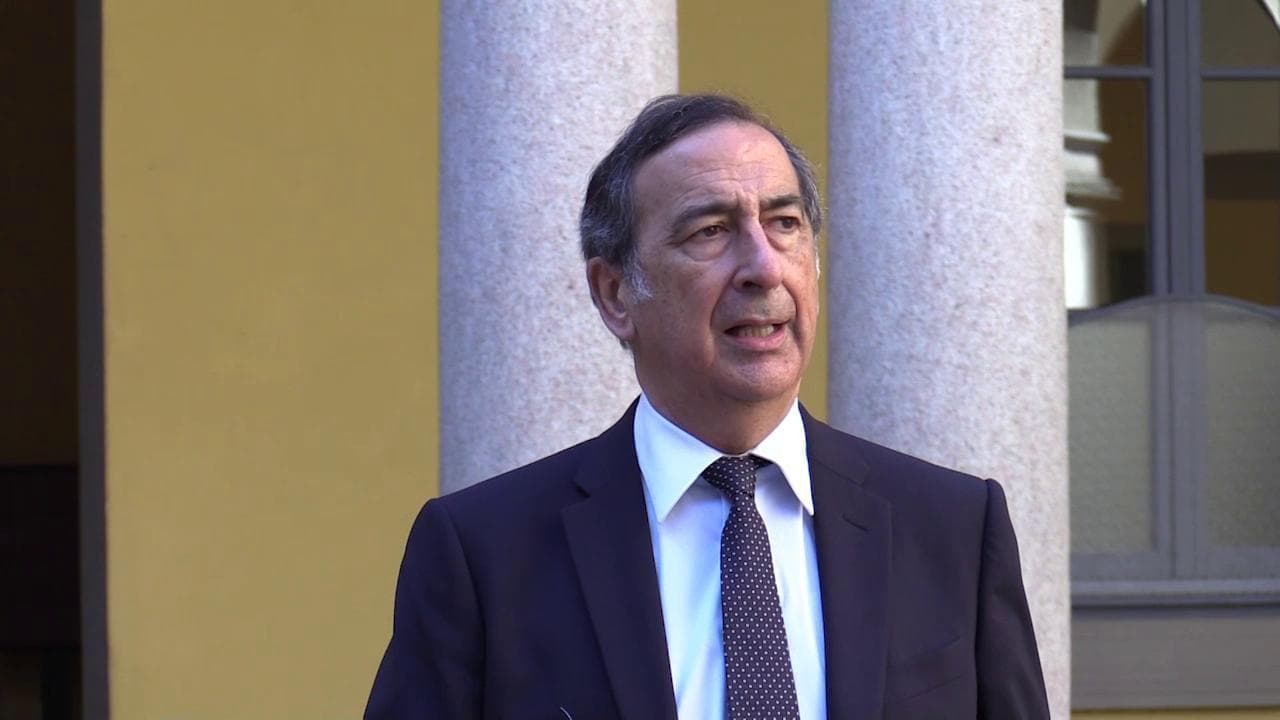 Fase 2, a Milano vietato l'alcol da asporto dopo le 19.00