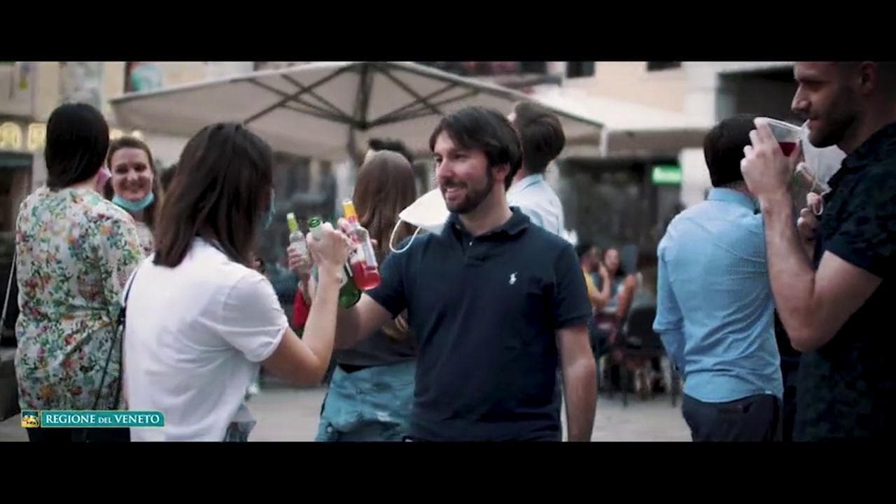 Regione Veneto, lo spot contro l'happy hour: "Una svista e tutto tornerà a fermarsi"