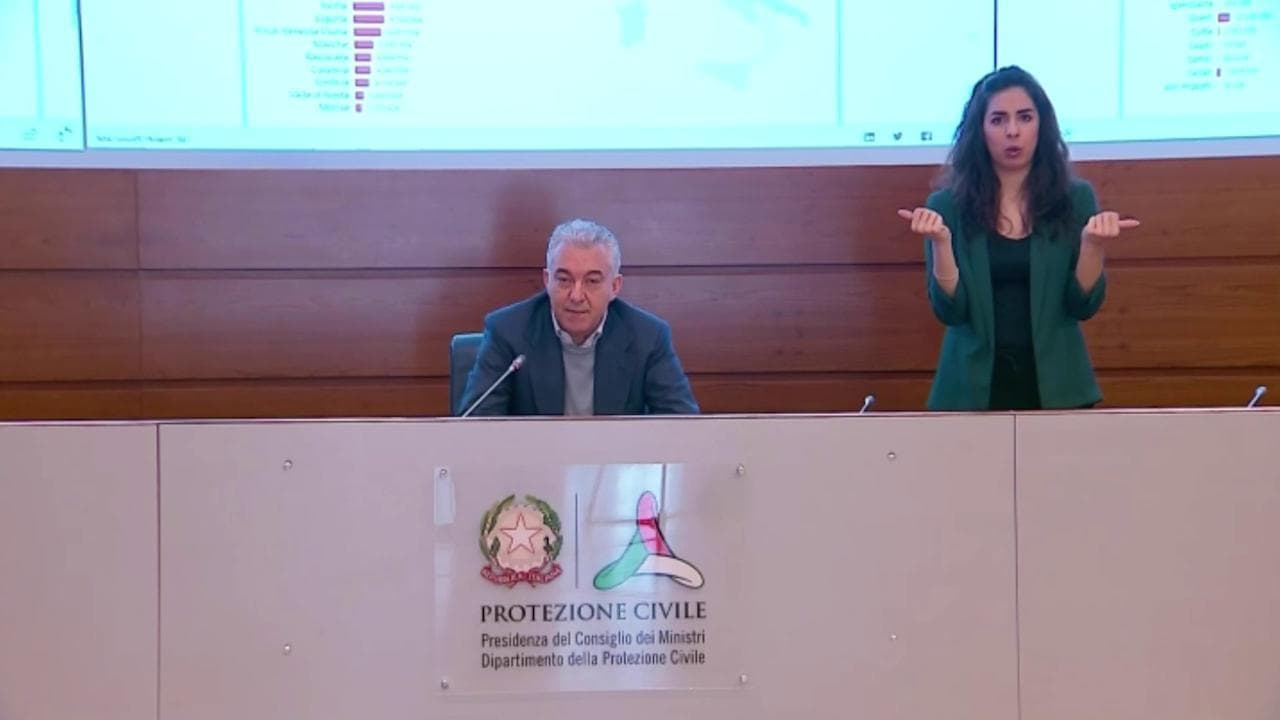 Fase 2, Arcuri: "Questione mascherine risolta: prezzo a 0,50 centesimi di euro senza Iva"