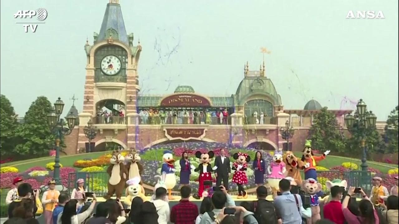 Coronavirus, a Shanghai riapre Disneyland: dalle mascherine al termoscanner, ecco come cambia la visita al parco