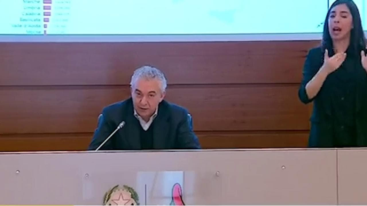 Coronavirus, Arcuri: "Sono grato a Luxottica  e Fca che ospiteranno macchinari per produrre mascherine"