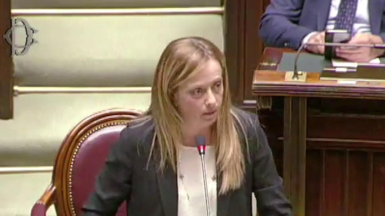 Coronavirus, Giorgia Meloni attacca Conte: "Lei ci sta chiedendo pieni poteri"