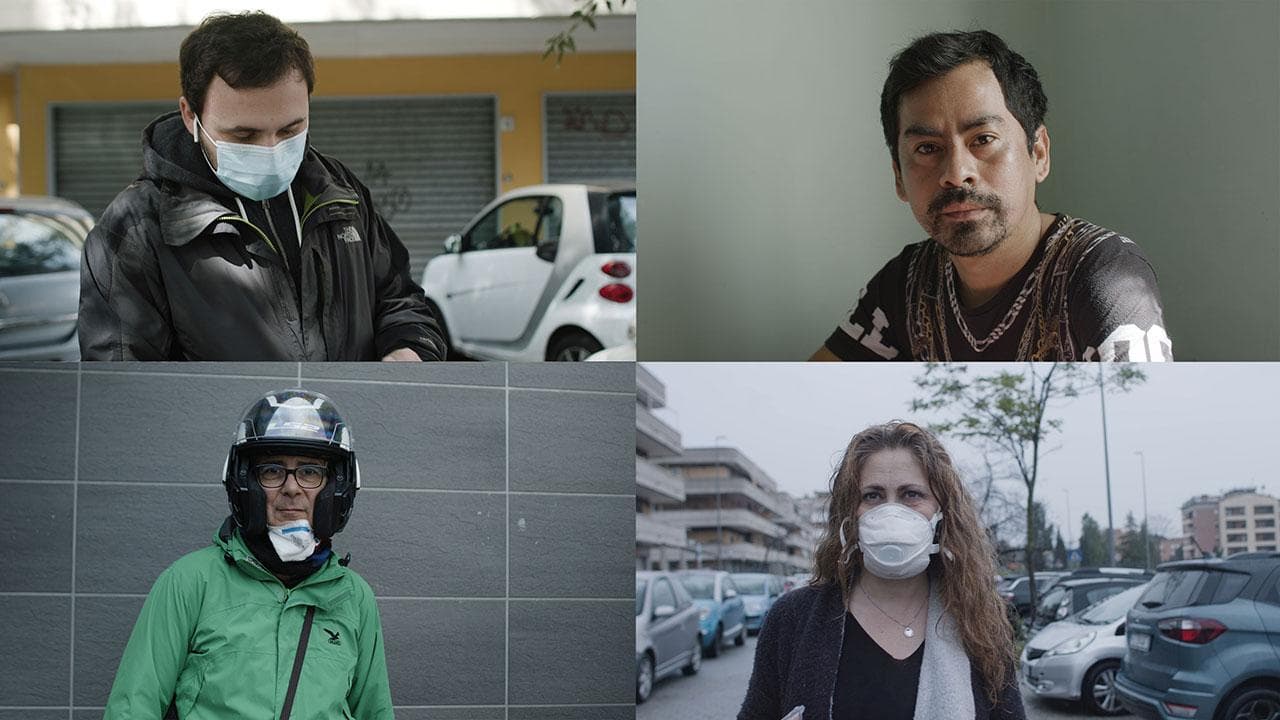 Coronavirus, in strada insieme ai rider: "Così, nonostante la paura, facciamo consegne nella città vuota"