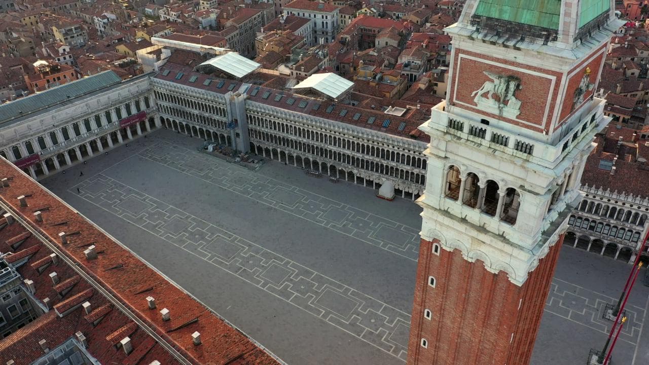 Coronavirus, com'è deserta Venezia: da San Marco a Rialto la meraviglia vista dal drone